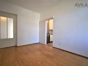 Pronájem bytu 3+kk, Praha - Smíchov, U Nikolajky, 84 m2
