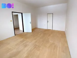 Pronájem bytu 1+1, Ostrava, Československé armády, 40 m2