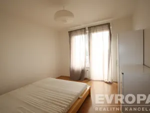 Pronájem bytu 2+kk, Praha - Hloubětín, Nademlejnská, 54 m2