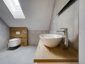 Prodej rodinného domu, Kamenice nad Lipou, Dobšova, 210 m2