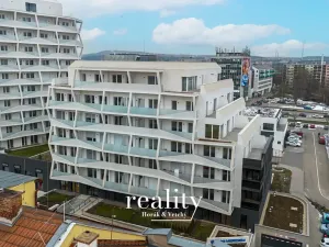 Pronájem bytu 3+kk, Brno, Komárovská, 64 m2