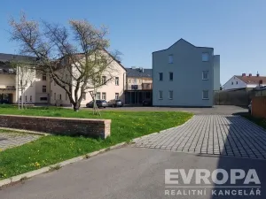 Pronájem bytu 2+kk, Hrádek nad Nisou, 1. máje, 55 m2