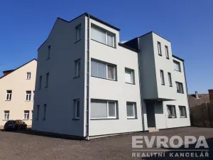 Pronájem bytu 2+kk, Hrádek nad Nisou, 1. máje, 55 m2