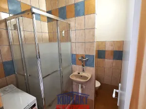 Pronájem bytu 1+kk, Třeboň, Hliník, 23 m2