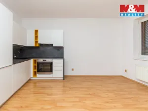 Pronájem bytu 2+1, Pardubice - Zelené Předměstí, Pichlova, 53 m2