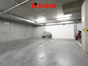 Pronájem garáže, Brno, Spálená, 15 m2