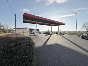 Prodej komerční nemovitosti, Kly, 781 m2