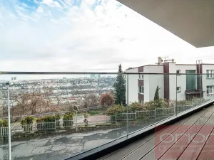 Pronájem bytu 3+kk, Praha - Smíchov, Pod Děvínem, 96 m2