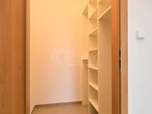 Pronájem bytu 1+kk, Praha - Ruzyně, Drnovská, 44 m2