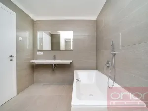 Pronájem bytu 4+kk, Praha - Smíchov, Holečkova, 211 m2