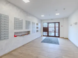 Pronájem bytu 2+kk, Praha - Strašnice, Průběžná, 42 m2