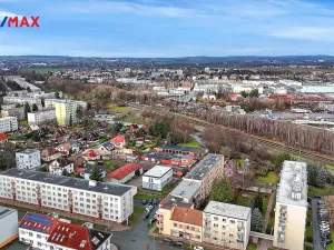 Pronájem kanceláře, Hradec Králové - Slezské Předměstí, Sládkova, 170 m2