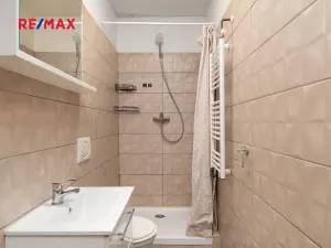 Pronájem bytu 2+kk, Plzeň, Skvrňanská, 37 m2