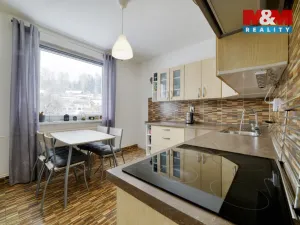 Prodej bytu 2+1, Kraslice, Hradební, 64 m2