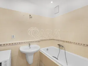 Pronájem bytu 3+kk, Praha - Řepy, Skuteckého, 74 m2