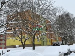 Prodej bytu 3+1, Postoloprty, Jiráskovo náměstí, 82 m2