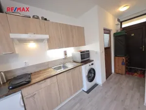 Pronájem bytu 1+kk, Brno, Gallašova, 27 m2