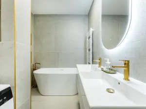 Prodej bytu 2+kk, Praha - Holešovice, U parního mlýna, 46 m2