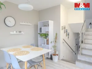 Prodej bytu 3+1, Zlín - Kudlov, Žlutá, 83 m2