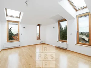 Prodej bytu 4+kk, Průhonice, Uhříněveská, 134 m2