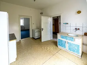 Prodej činžovního domu, Dubí, Nerudova, 254 m2