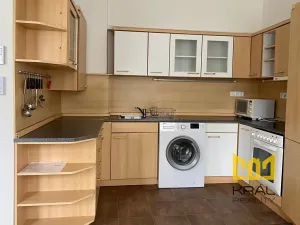 Pronájem bytu 1+kk, Praha - Uhříněves, náměstí Bratří Jandusů, 35 m2
