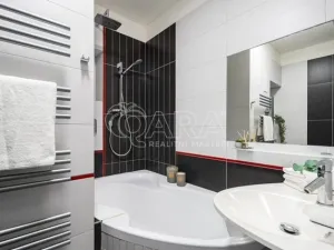 Pronájem bytu 1+1, Praha - Podolí, Na Zlatnici, 38 m2