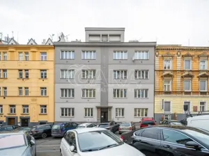 Pronájem bytu 1+1, Praha - Podolí, Na Zlatnici, 38 m2