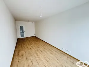 Pronájem bytu 1+kk, Praha - Hostavice, Českobrodská, 31 m2