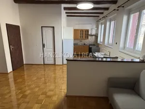 Pronájem bytu 2+kk, České Budějovice - České Budějovice 2, Husova tř., 60 m2