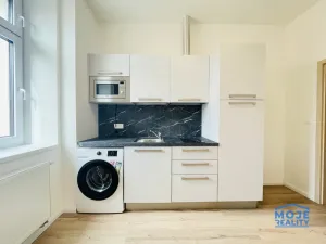 Pronájem bytu 2+kk, Plzeň - Jižní Předměstí, Kotkova, 35 m2