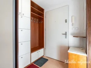 Pronájem bytu 2+kk, Praha - Nusle, Pod lázní, 40 m2