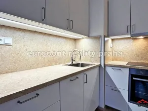 Pronájem bytu 2+kk, Praha, Fabiánové, 48 m2