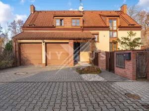 Prodej rodinného domu, Dobřejovice, 250 m2