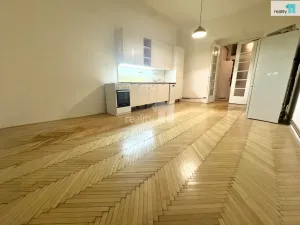Pronájem bytu 2+kk, Praha - Libeň, Na hrázi, 48 m2