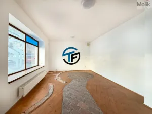 Pronájem obchodního prostoru, Osek, Tyršova, 150 m2