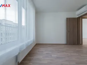 Pronájem bytu 3+kk, Praha - Libeň, Na Libušáku, 71 m2
