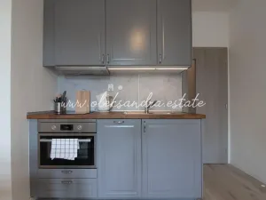 Pronájem bytu 2+kk, Praha - Smíchov, Strakonická, 38 m2