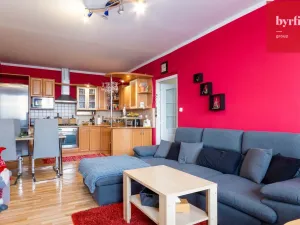 Prodej bytu 2+kk, Opava, Zeyerova, 48 m2