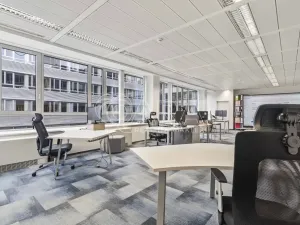 Pronájem kanceláře, Praha - Dejvice, Evropská, 318 m2