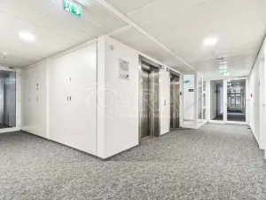 Pronájem kanceláře, Praha - Dejvice, Evropská, 236 m2