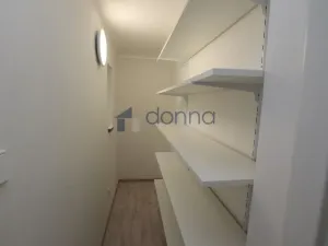 Pronájem bytu 2+kk, Praha, Družstevní ochoz, 52 m2