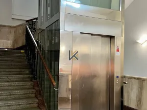 Pronájem kanceláře, Praha, Washingtonova, 203 m2