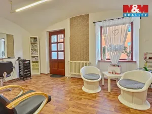 Pronájem obchodního prostoru, Čáslav - Čáslav-Staré Město, Váchova, 27 m2