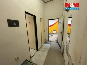 Prodej obchodního prostoru, Praha - Libeň, Sokolovská, 144 m2