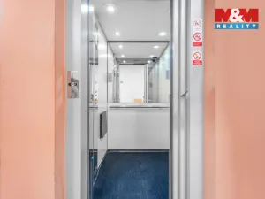 Pronájem komerční nemovitosti, Ústí nad Labem - Severní Terasa, Šrámkova, 44 m2