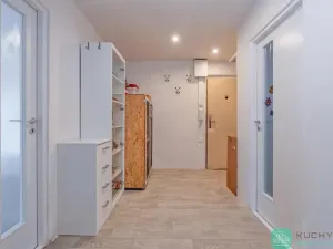 Prodej bytu 3+1, Dubí, Koněvova, 69 m2