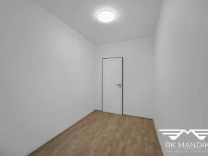 Pronájem bytu 3+1, Praha - Střížkov, Cvikovská, 53 m2