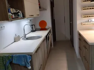 Pronájem bytu 2+kk, Praha - Komořany, Za sídlištěm, 48 m2