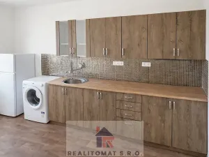 Pronájem bytu 1+kk, Most, tř. Budovatelů, 37 m2